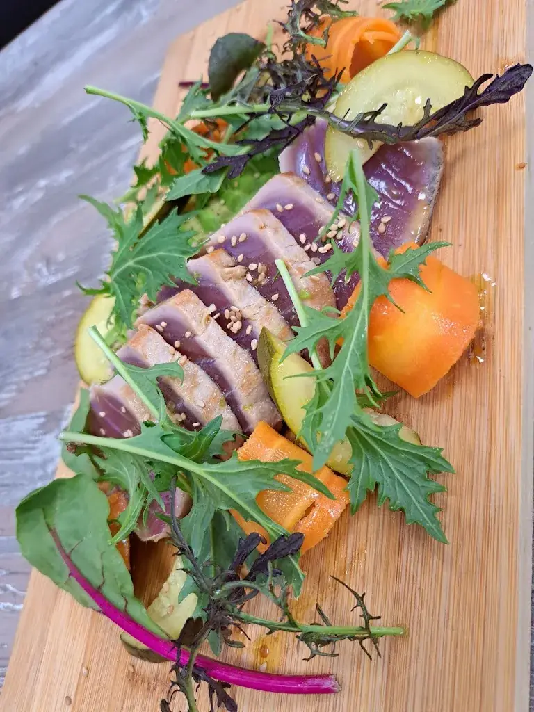 Le perroquet restaurant bar_Saint-André-de-la-Roche_slider_image_2