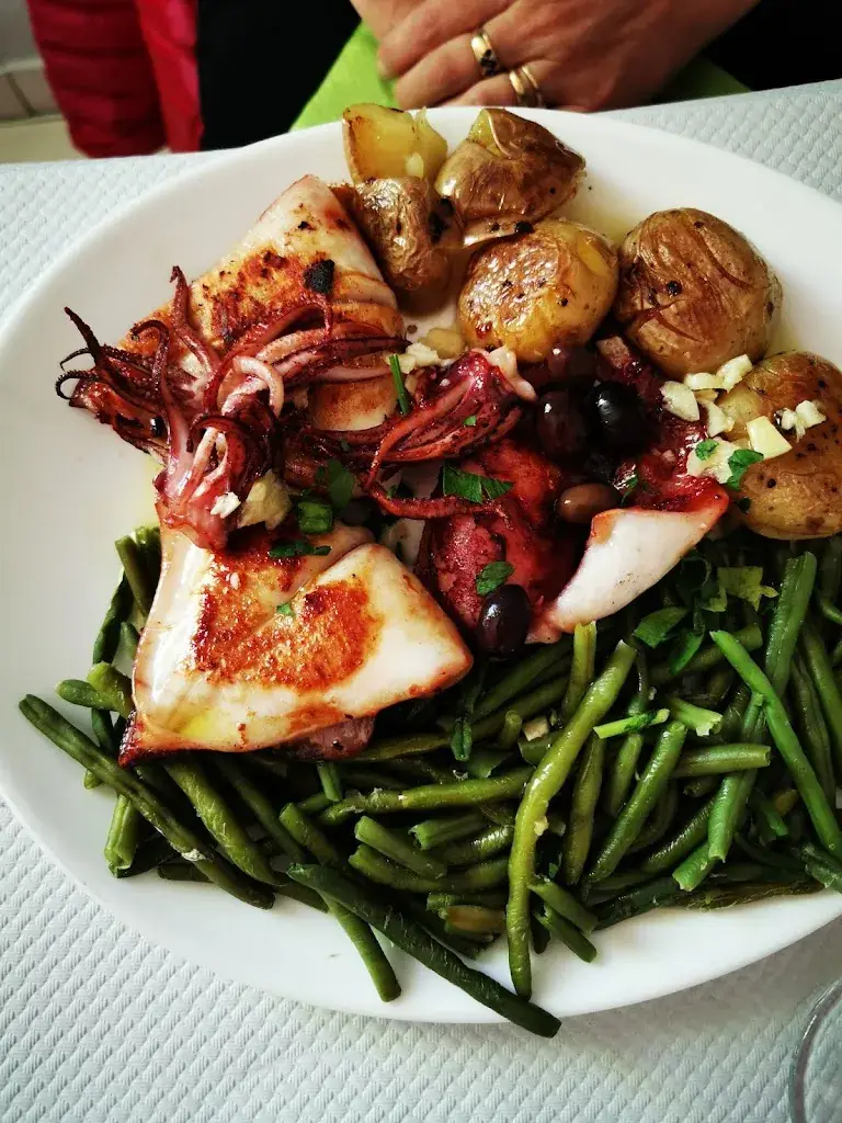 Nico_Restaurant Listo 2_Saint-André-de-la-Roche_review