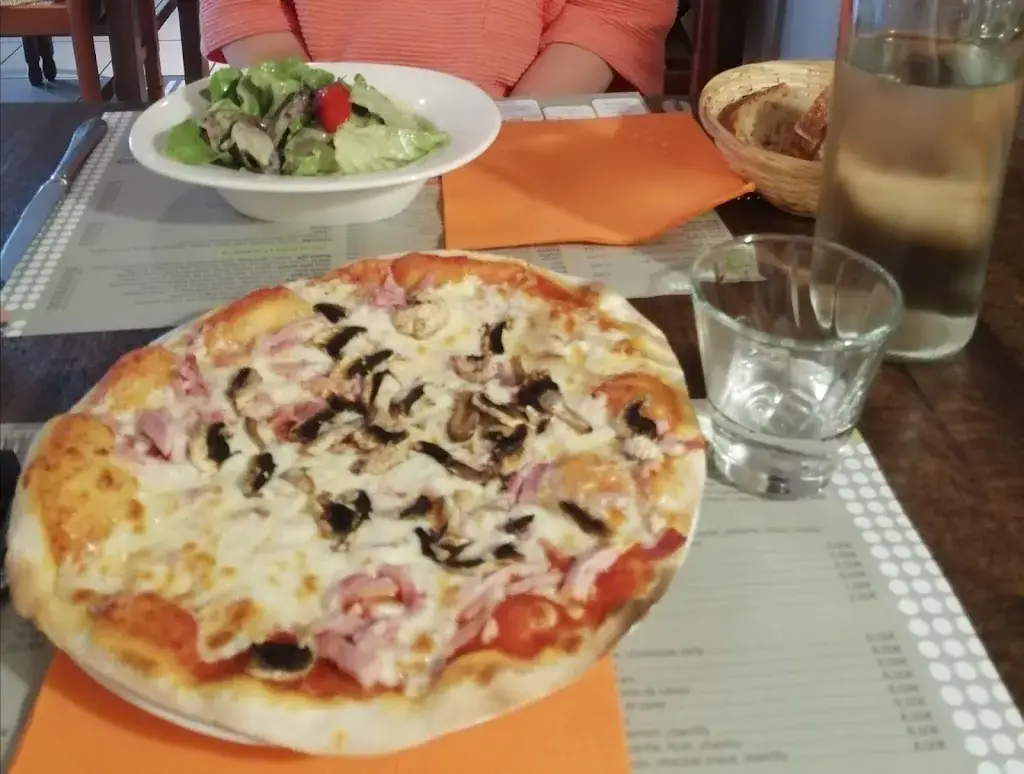 Pizzeria Grill Crispiz_Pont-de-Vaux_slider_image_3