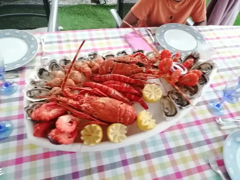 AF06_Poissonnerie d'Aquí_Saint-André-de-la-Roche_review