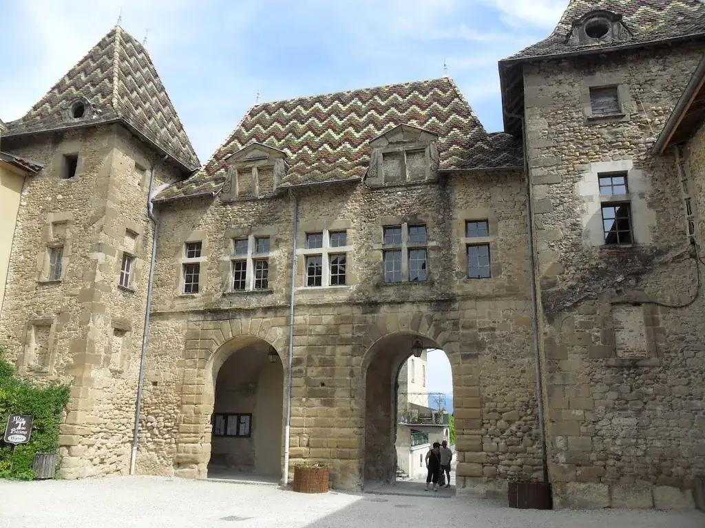 Chez Camille Hotel Café Bistrot restaurant in l'Abbaye