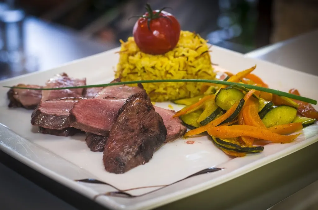 Les Vignes de San Fariou | Restaurant St-Cezaire_Saint-Cézaire-sur-Siagne_slider_image_2