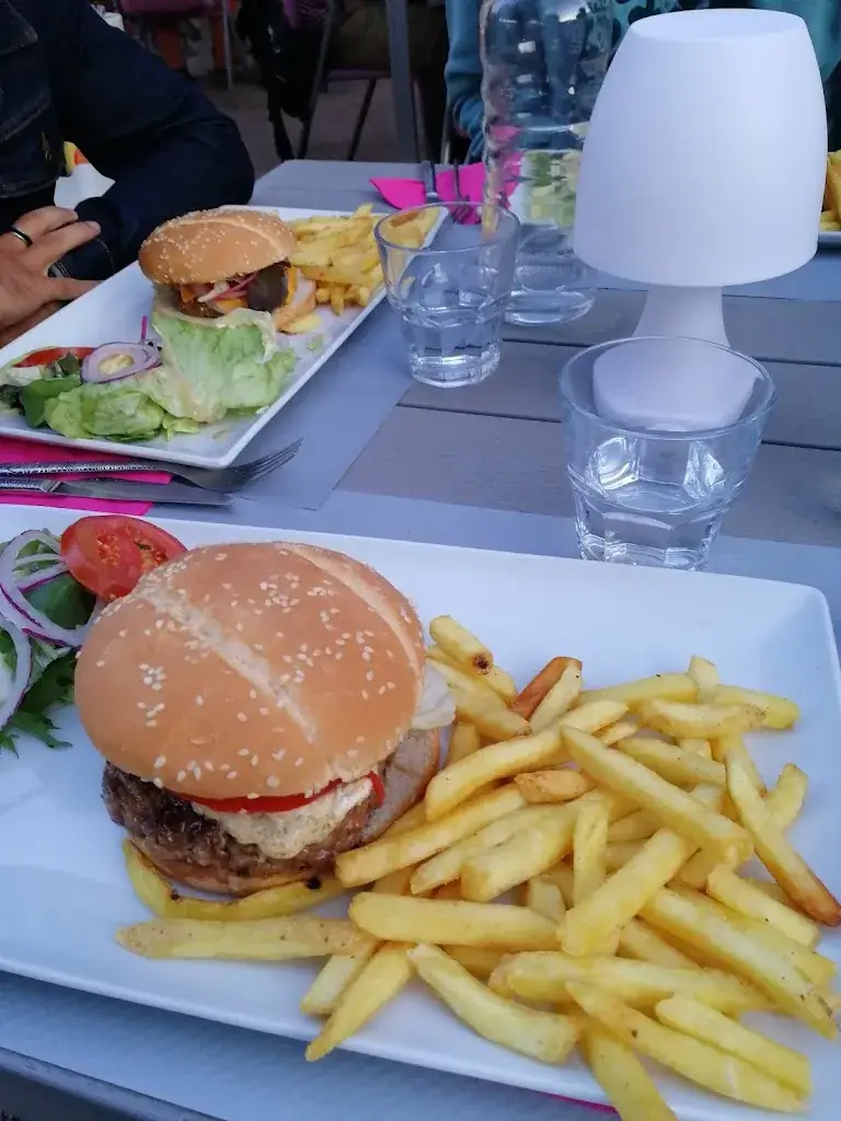 Paul Comon_Le Spot_Saint-Cézaire-sur-Siagne_review