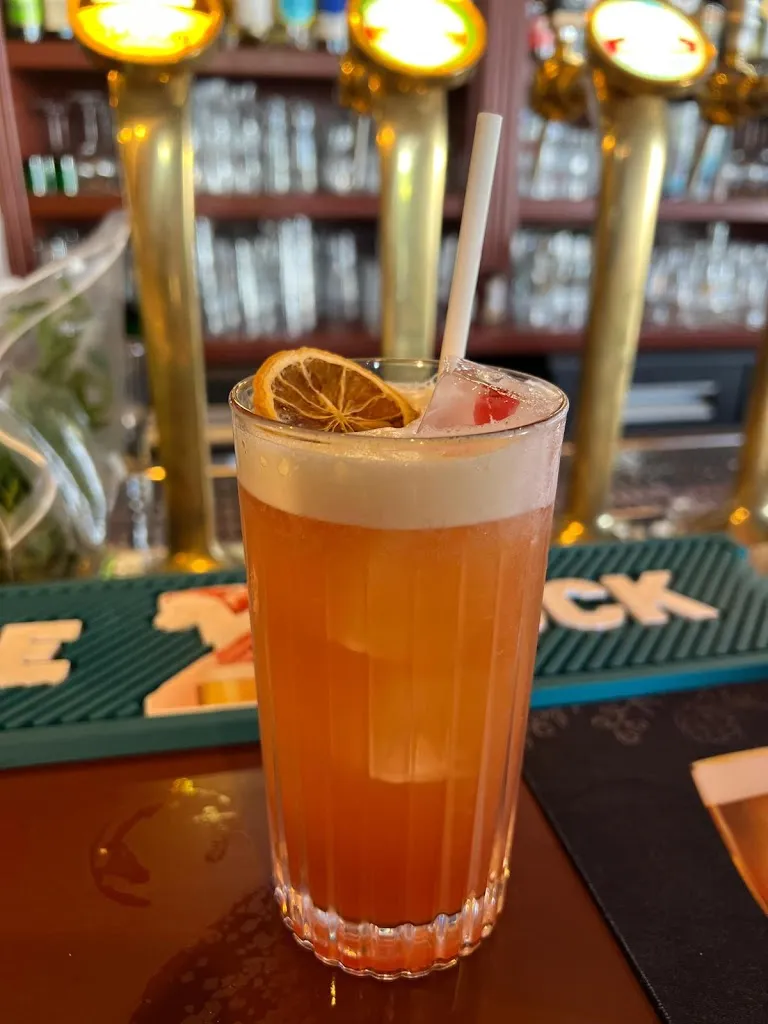 Restaurant/Pub O'4 BALLONS Pontcharra_Vindry-sur-Turdine_slider_image_3