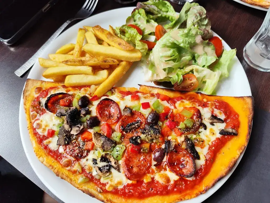 Yamina Ghalouni_RESTAURANT L'ARAGONITE_Saint-Cézaire-sur-Siagne_review