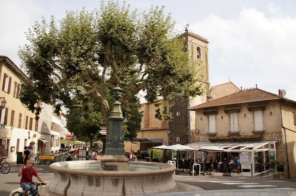 Edward_Cafe Lioń_Saint-Cézaire-sur-Siagne_review