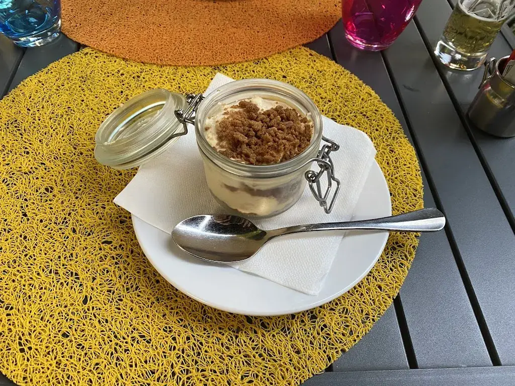 Cafe Lioń_Saint-Cézaire-sur-Siagne_slider_image_2