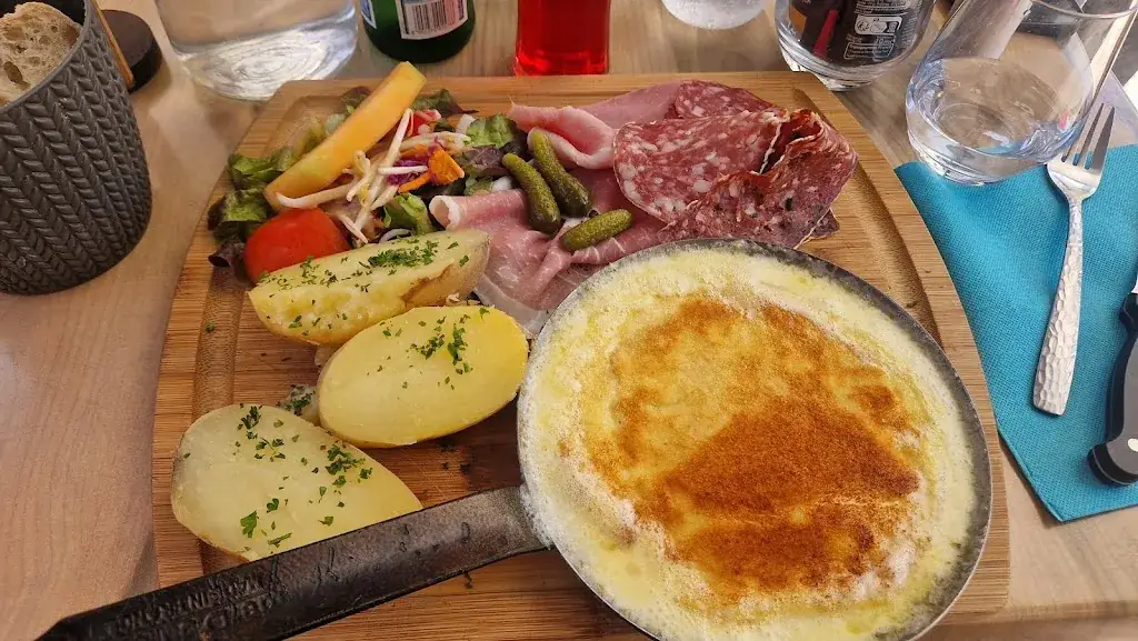 Elodie Charaix_Restaurant Le St BO_Saint-Bonnet-en-Champsaur_review