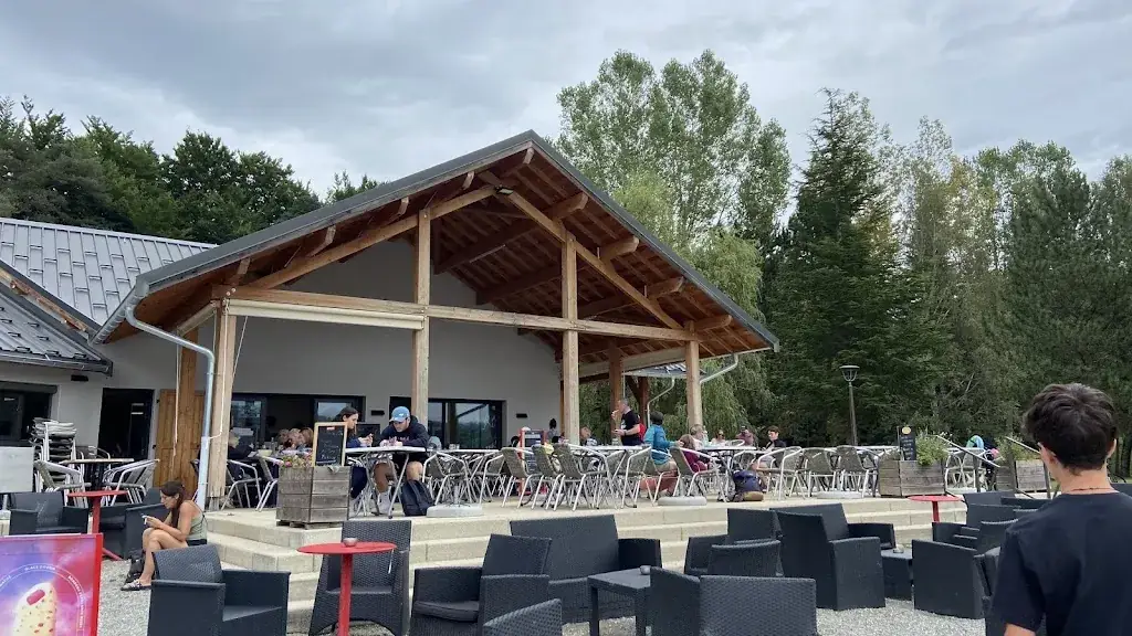 Café de la plage OUVERT ETE 2025 restaurant in Saint-Julien-en-Champsaur