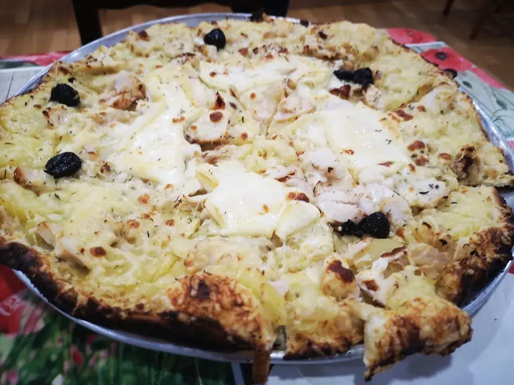 Menu_Pizzas Les Colonnes_Saint-Bonnet-en-Champsaur_image_7