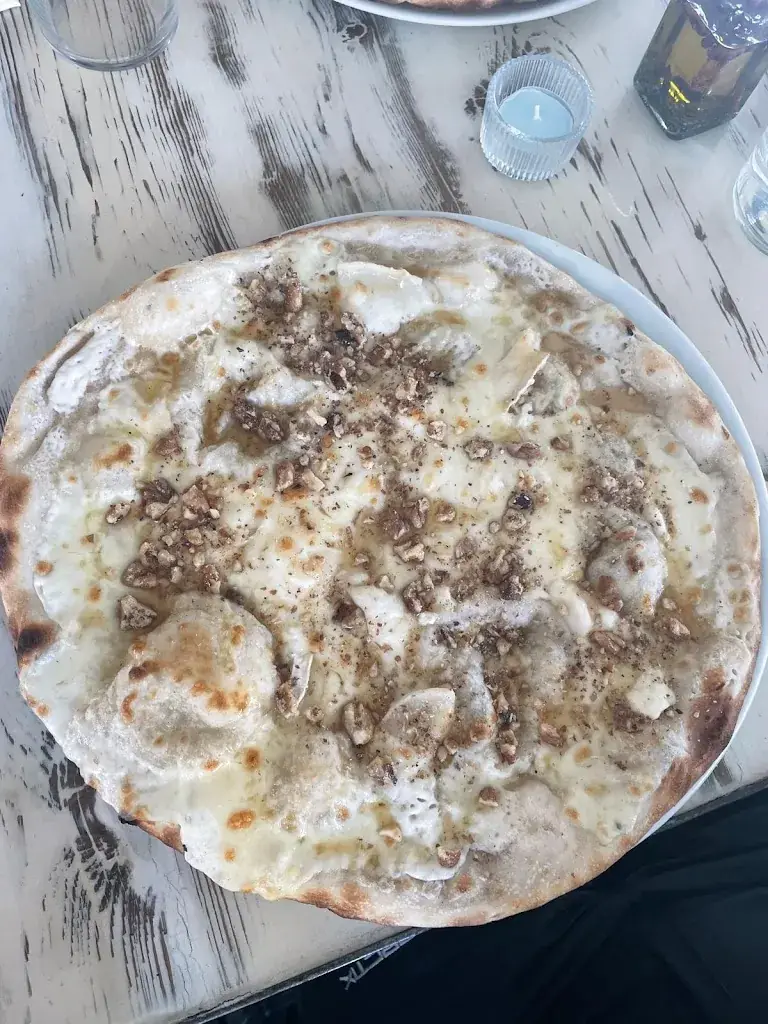 Peleg Atar_Bianca_Saint-Chaffrey_review