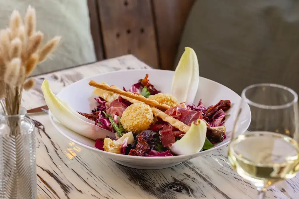 Bianca_Saint-Chaffrey_slider_image_2