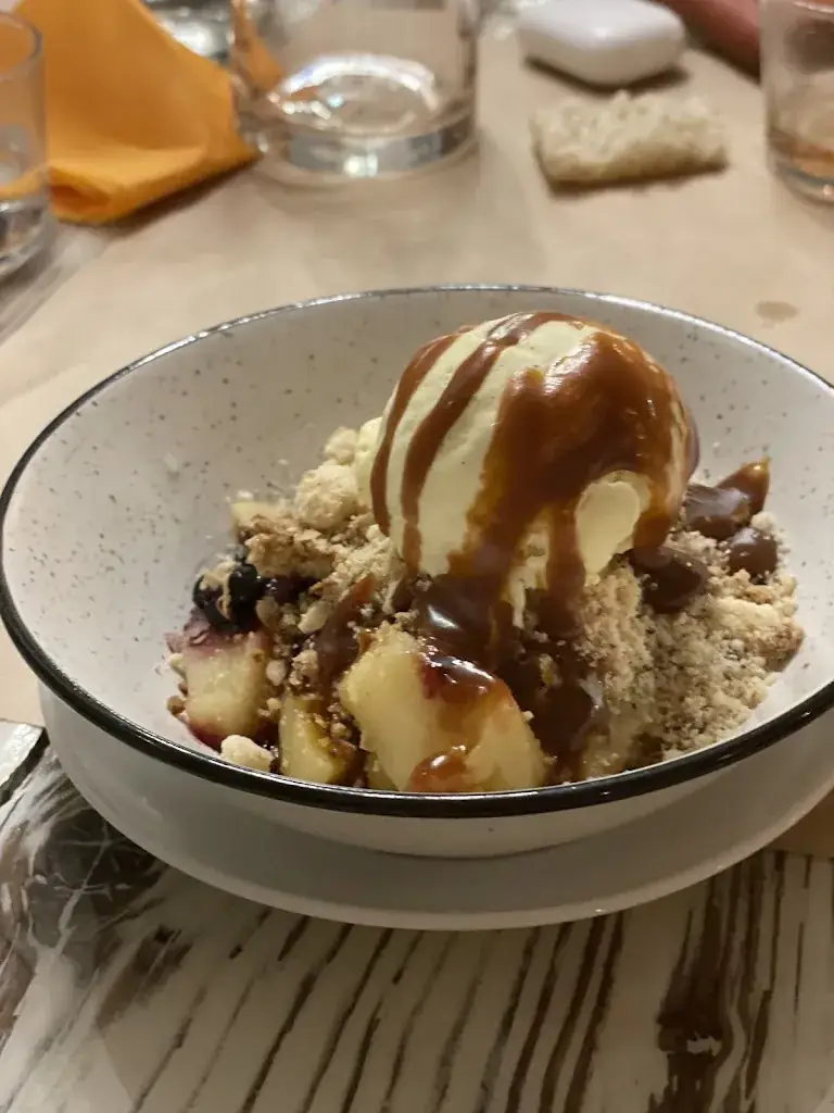 Bianca_Saint-Chaffrey_slider_image_3