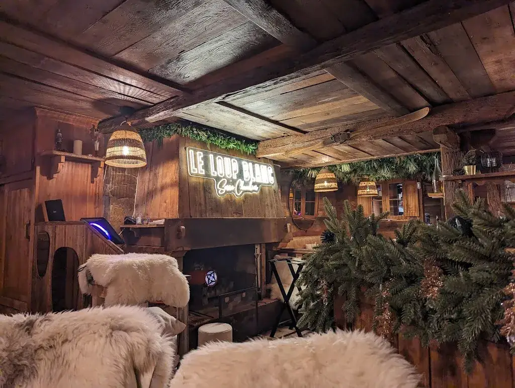 OutOfMyBubble Liliana Leu_Restaurant Le loup blanc_Saint-Chaffrey_review