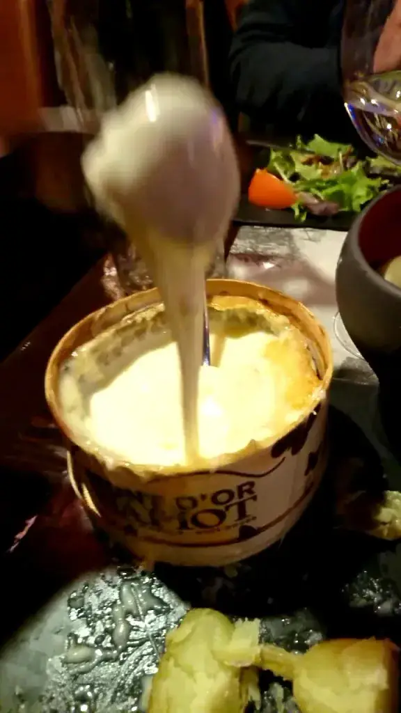 Restaurant Le loup blanc_Saint-Chaffrey_slider_image_2