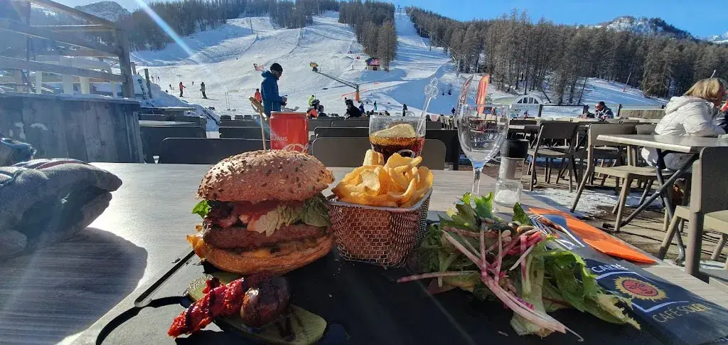 Café Soleil_Saint-Chaffrey_slider_image_3