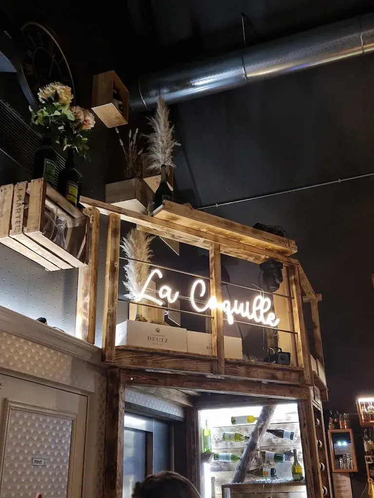 Emily Walker_Rooftop La Coquille_Saint-Chaffrey_review