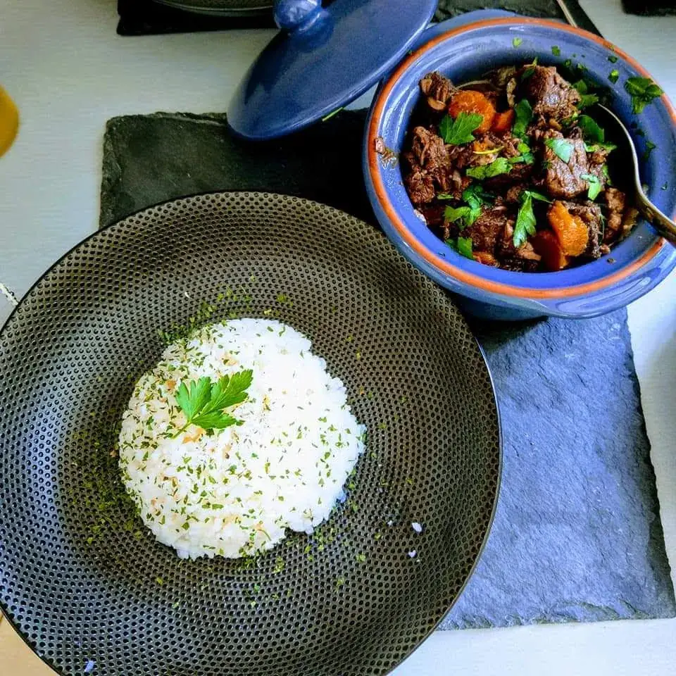 Virginie Houriez_Le petit Café de France_Saint-Chamas_review