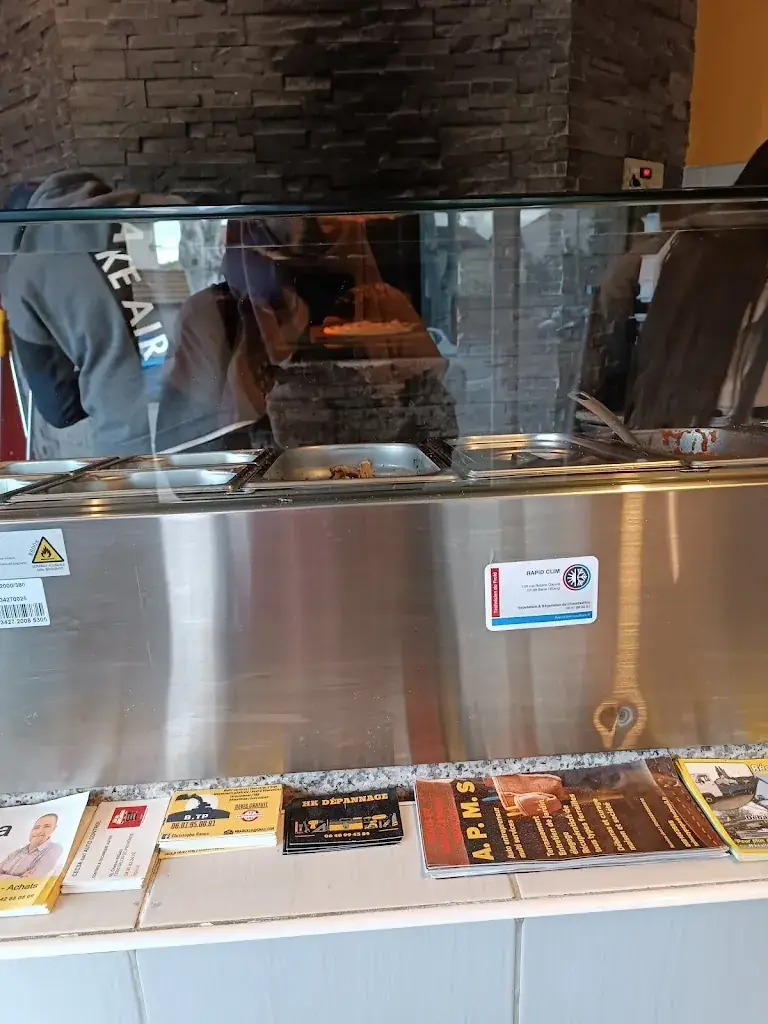 Océane Duvillé_La Storia 2_Saint-Chamas_review