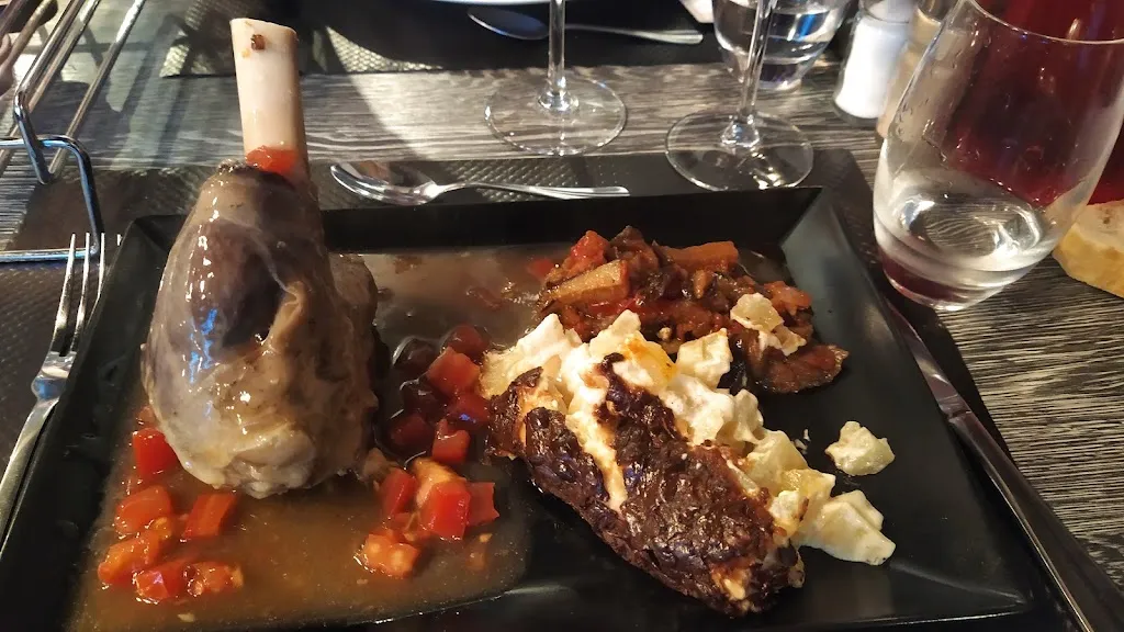 L'attablee_Saint-Forgeux_slider_image_2