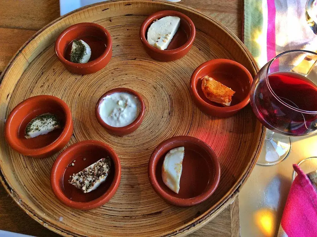 Menu_Hôtel - Restaurant Les Remparts_Venasque_image_5