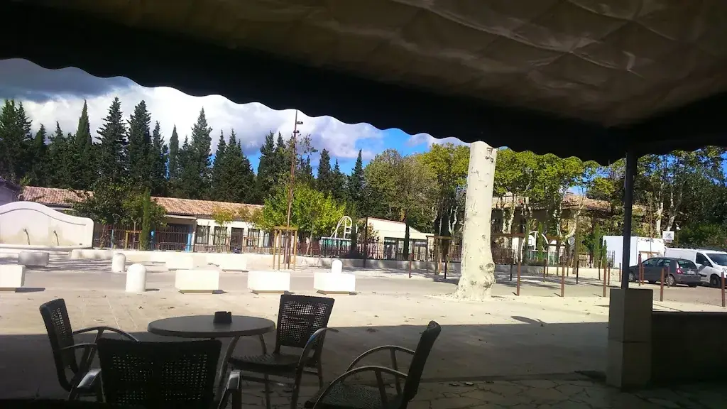 Cafe Du Vieux Gres_Saint-Étienne-du-Grès_slider_image_3