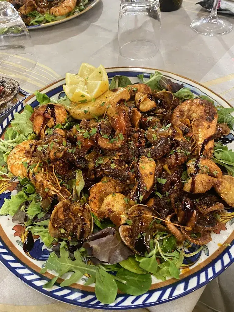 Sana Jafri_Emilio_Marseille_review