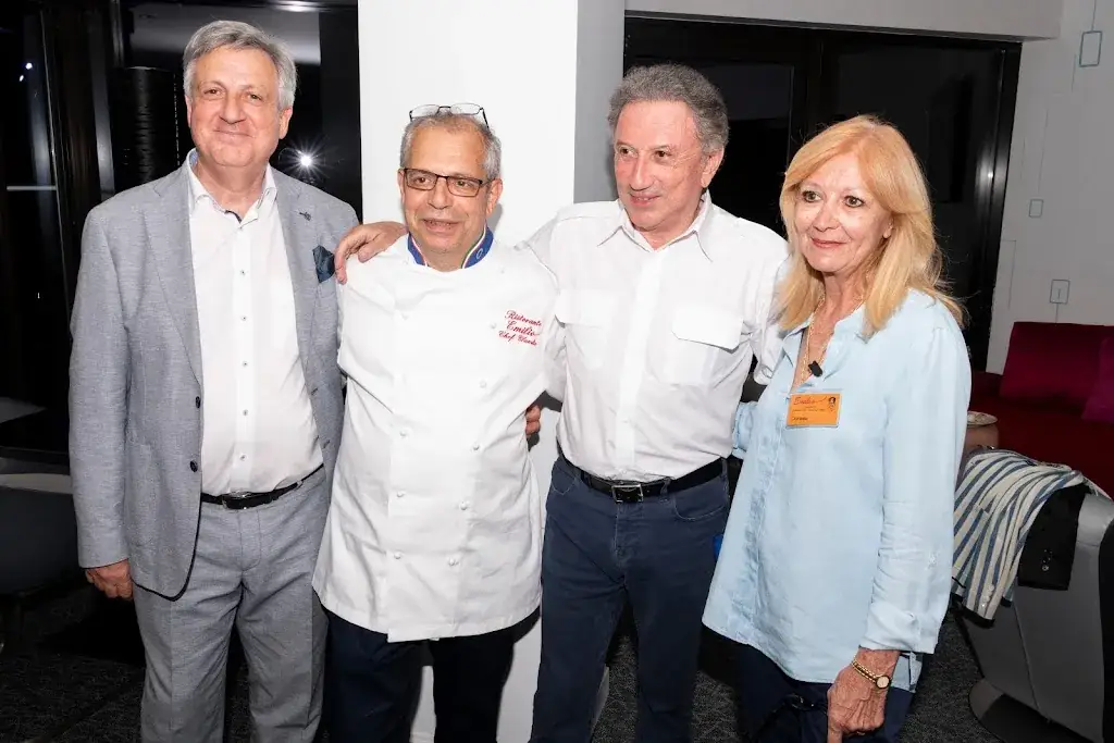 Emilio_Marseille_slider_image_3