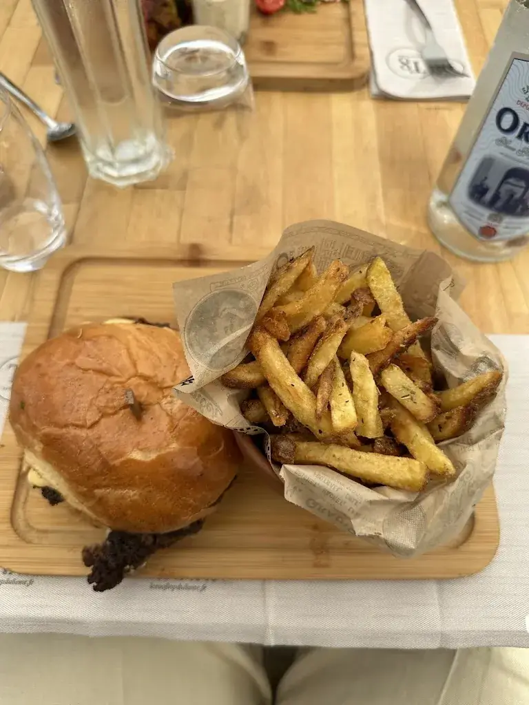 Nthabiseng Marie_Restaurant Marseille - le rooftop du 8eme_Marseille_avis