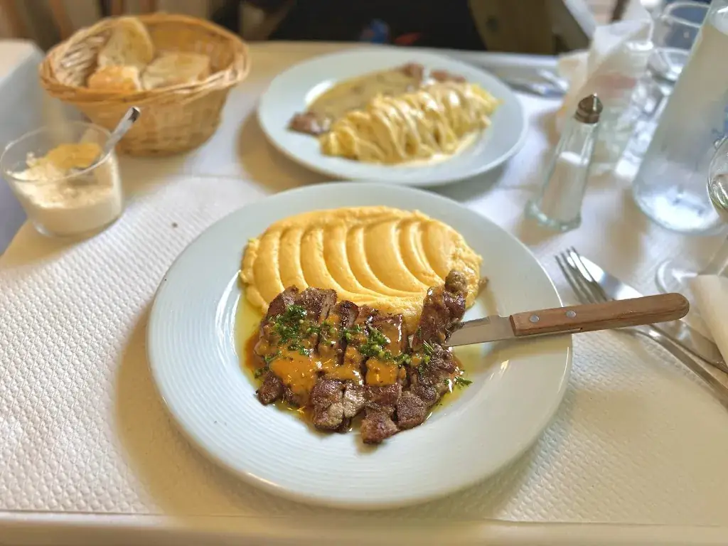 Otto Marseille_Marseille_slider_image_3