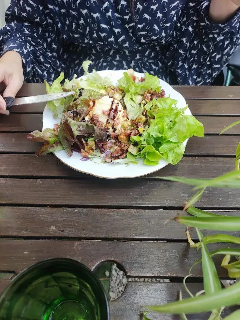 Ben Nouze_Buvette du parc Bagatelle Marseille_Marseille_review