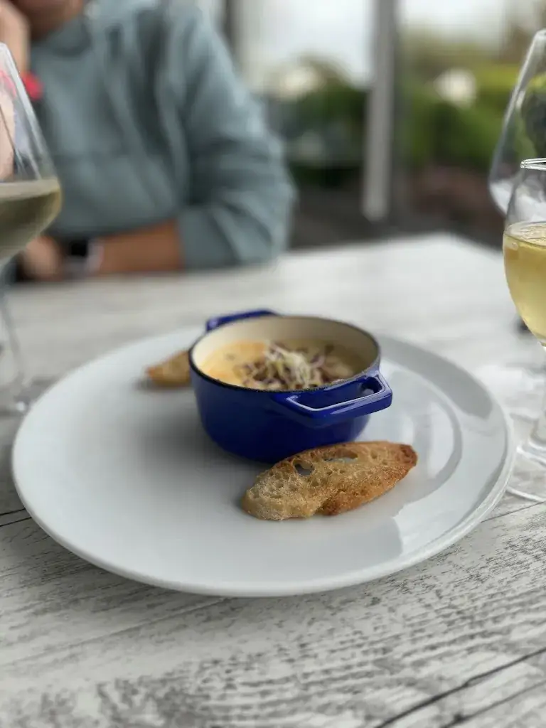 Agnieszka Dietrich_La Table du Grand Lac_Publier_review