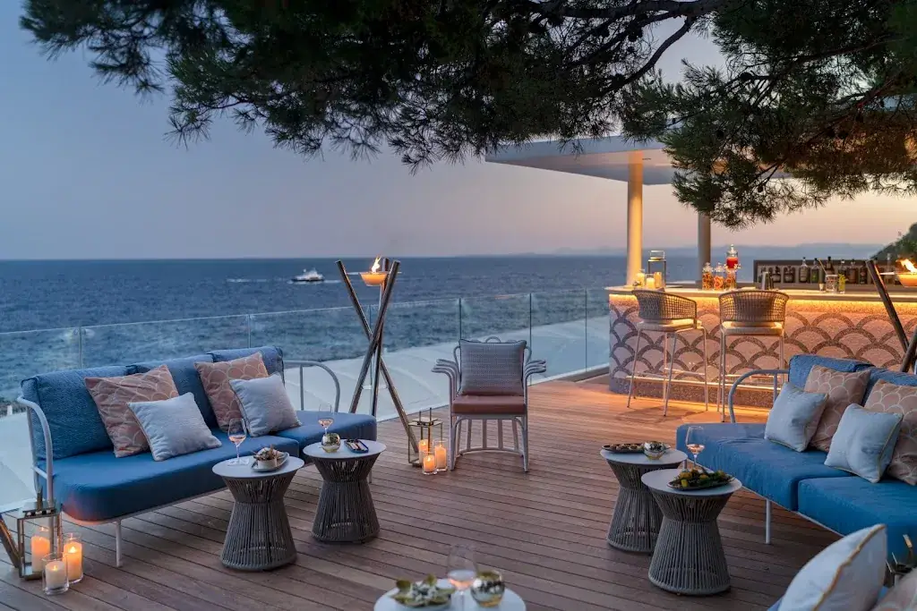 Club Dauphin restaurant in Saint-Jean-Cap-Ferrat