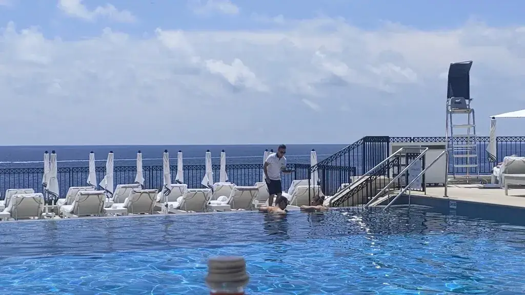 Club Dauphin_Saint-Jean-Cap-Ferrat_slider_image_2