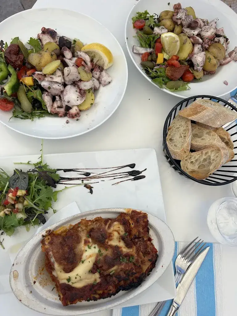 Mariona Planella Boix_Le Cadillac_Saint-Jean-Cap-Ferrat_avis