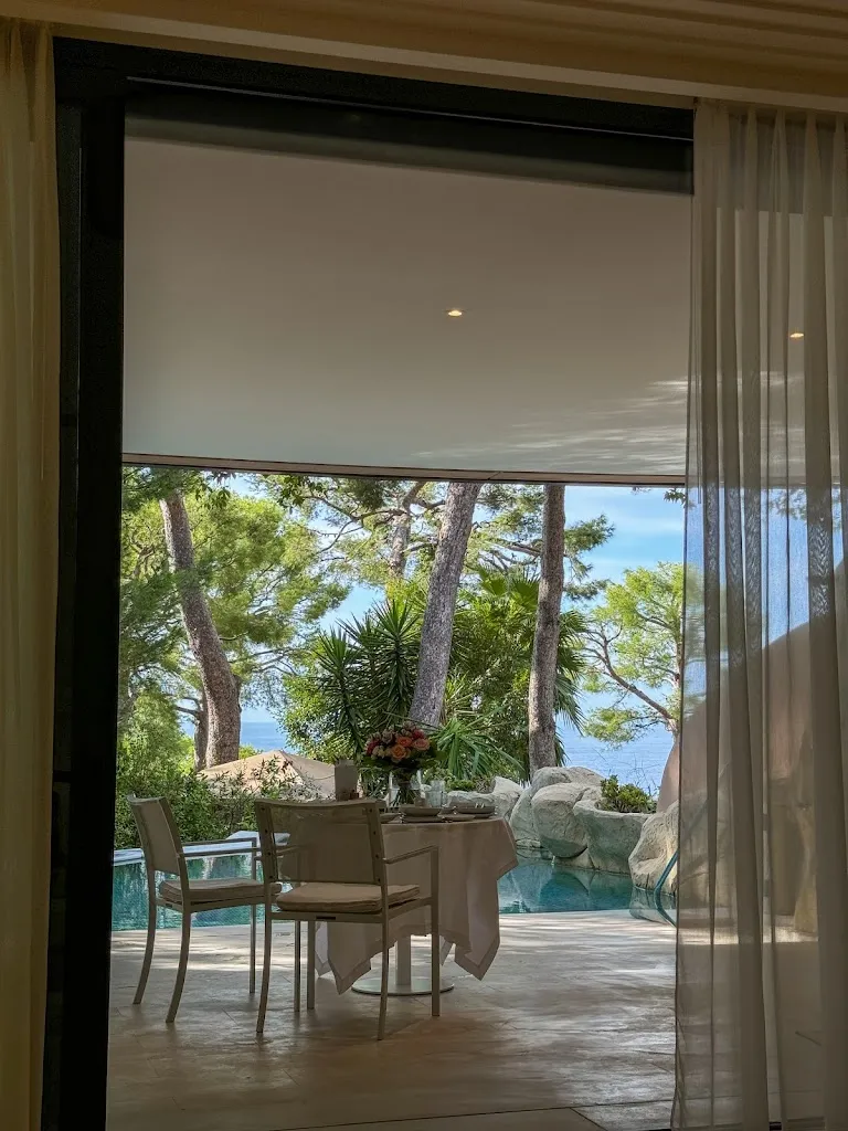 Julia_Grand-Hotel du Cap-Ferrat, A Four Seasons Hotel_Saint-Jean-Cap-Ferrat_review