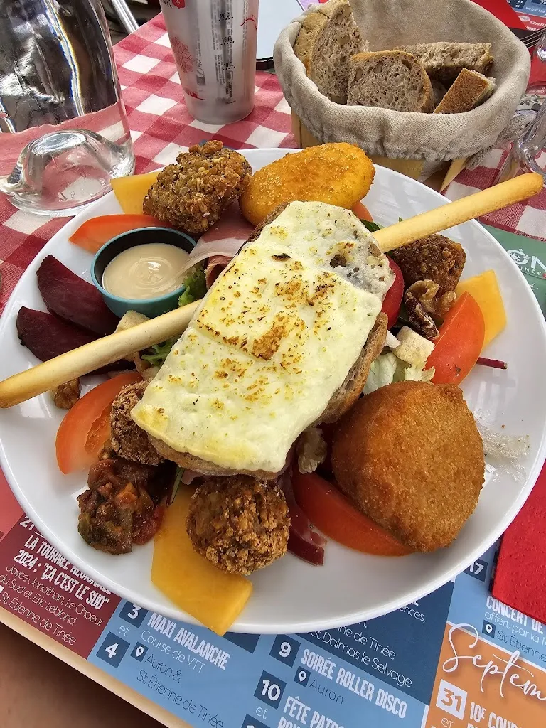 Razvan Diaconu_Le Régalivou_Saint-Étienne-de-Tinée_review