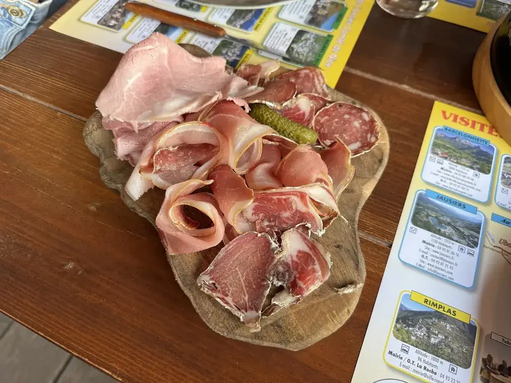 Le Bistronome_Saint-Étienne-de-Tinée_slider_image_3