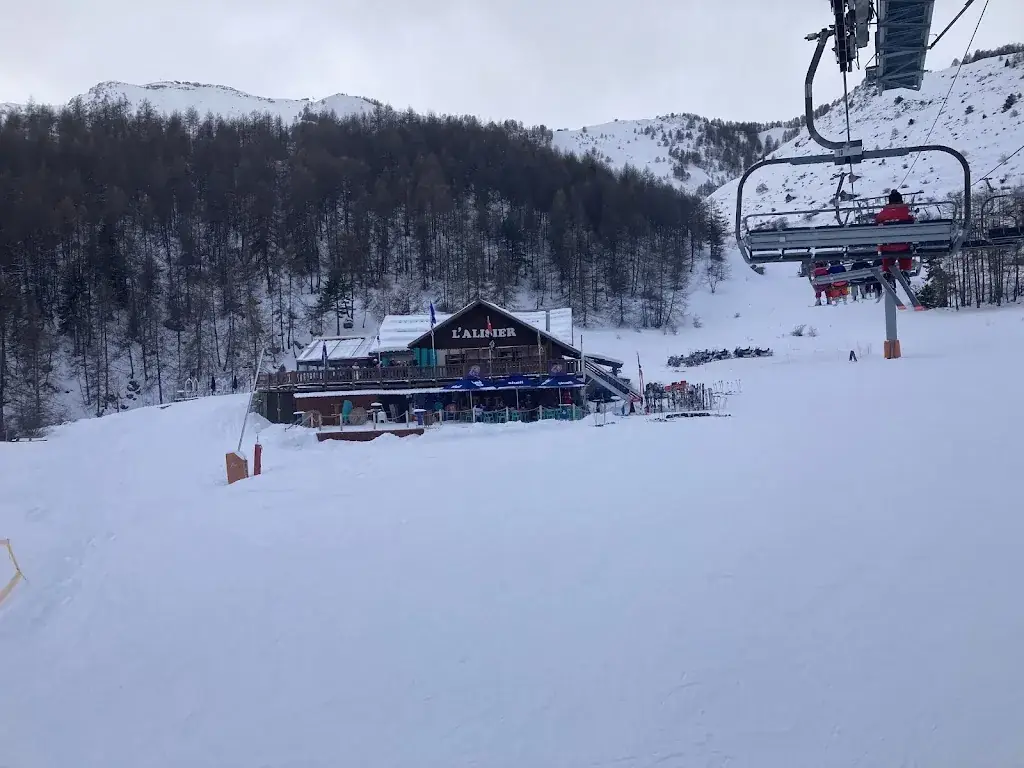 Jake Brockbank_L'Alisier_06660_review