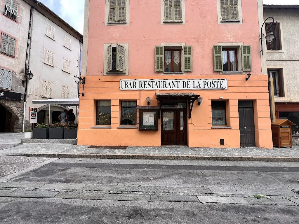 Restaurant de la poste_Saint-Étienne-de-Tinée_slider_image_2