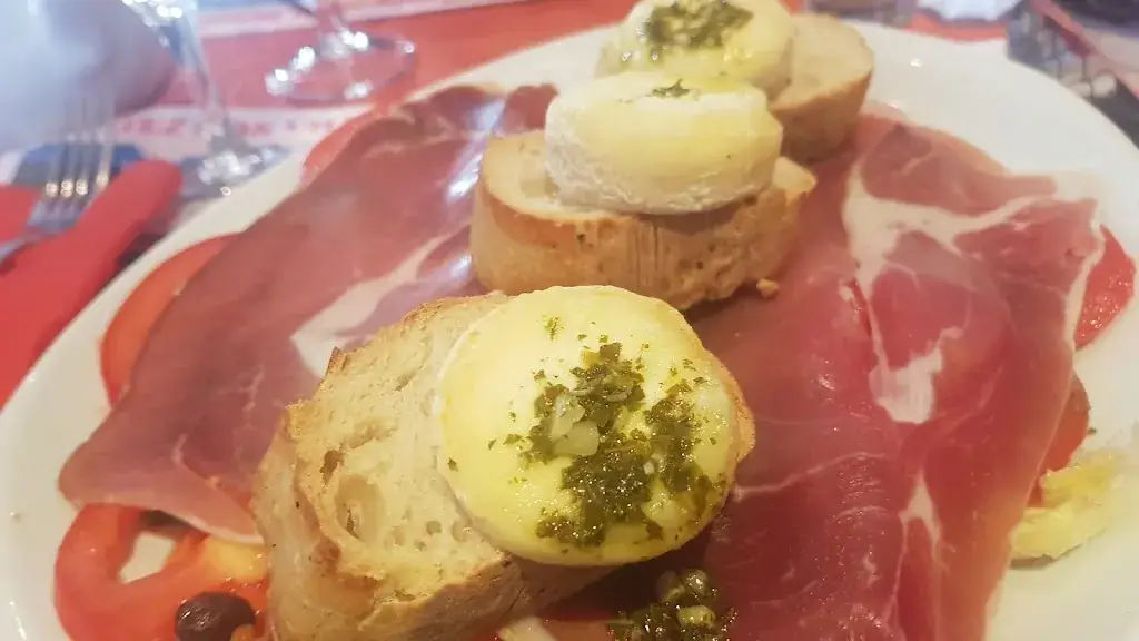 Marie D_Lou San Jean_Saint-Étienne-de-Tinée_review