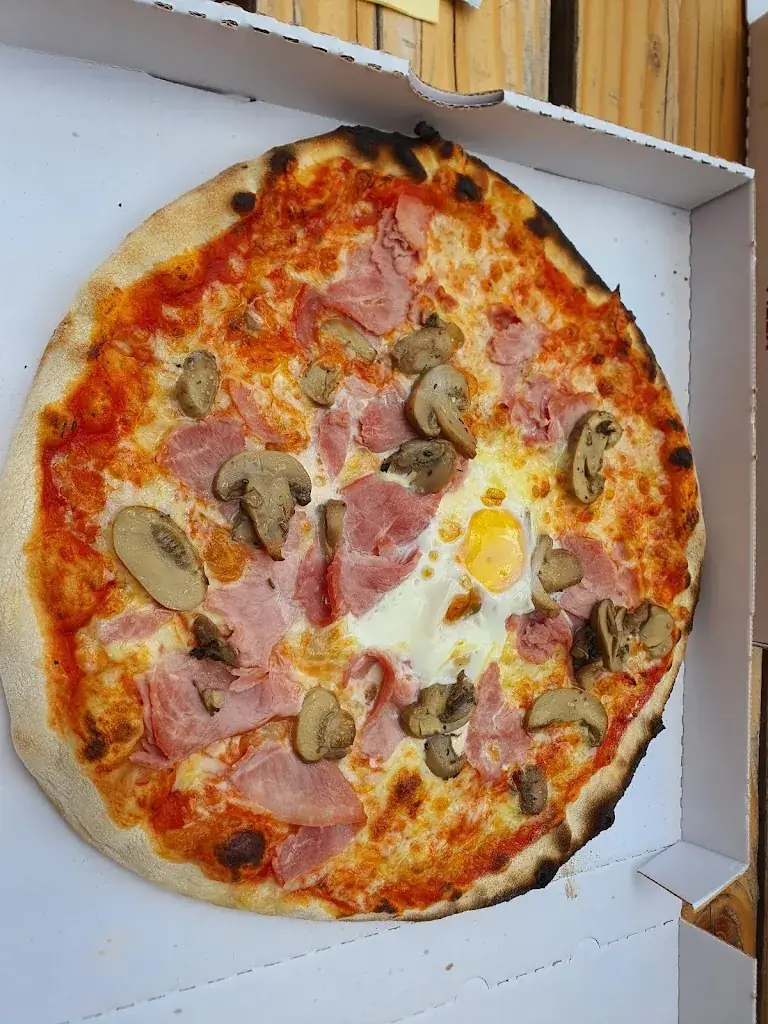 Menü_Snack Pizza L'Escale_Saint-Étienne-de-Tinée_Bild_6