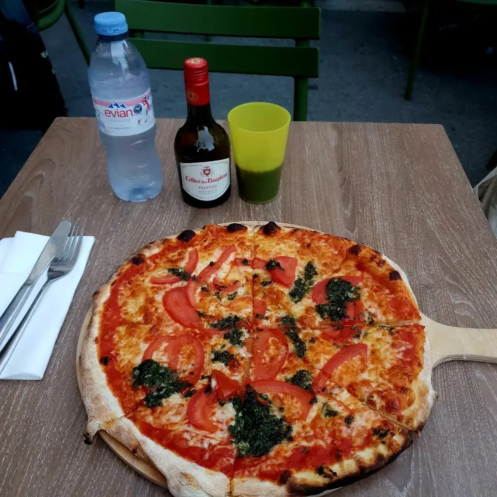 Christof Vanstaen_Snack Pizza L'Escale_Saint-Étienne-de-Tinée_Bewertung