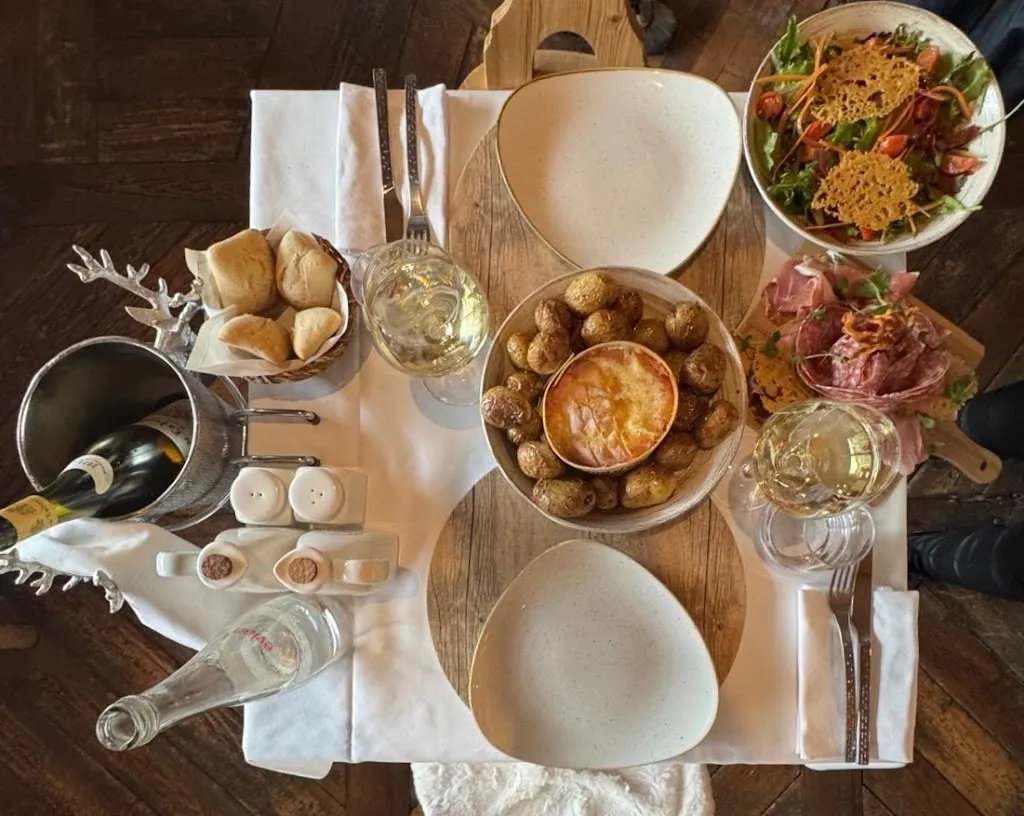 Melanie Freguglia_Le White_Saint-Étienne-de-Tinée_review