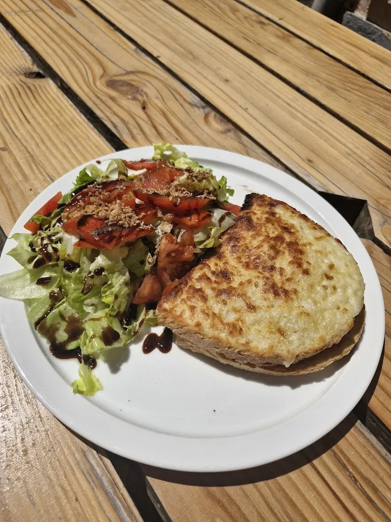 Aux Délices de Vivi_Saint-Étienne-de-Tinée_slider_image_1