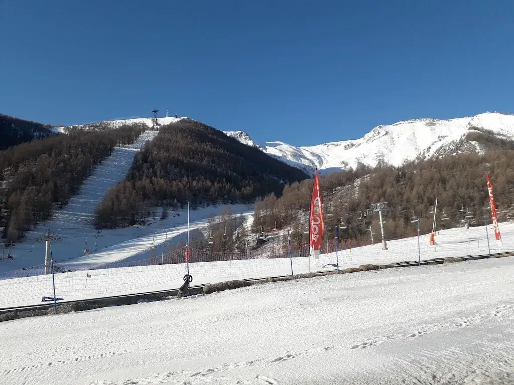 Les Vallons_Saint-Étienne-de-Tinée_slider_image_3