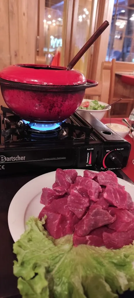 HELENA_Restaurant La Chaumière_Saint-Étienne-de-Tinée_review