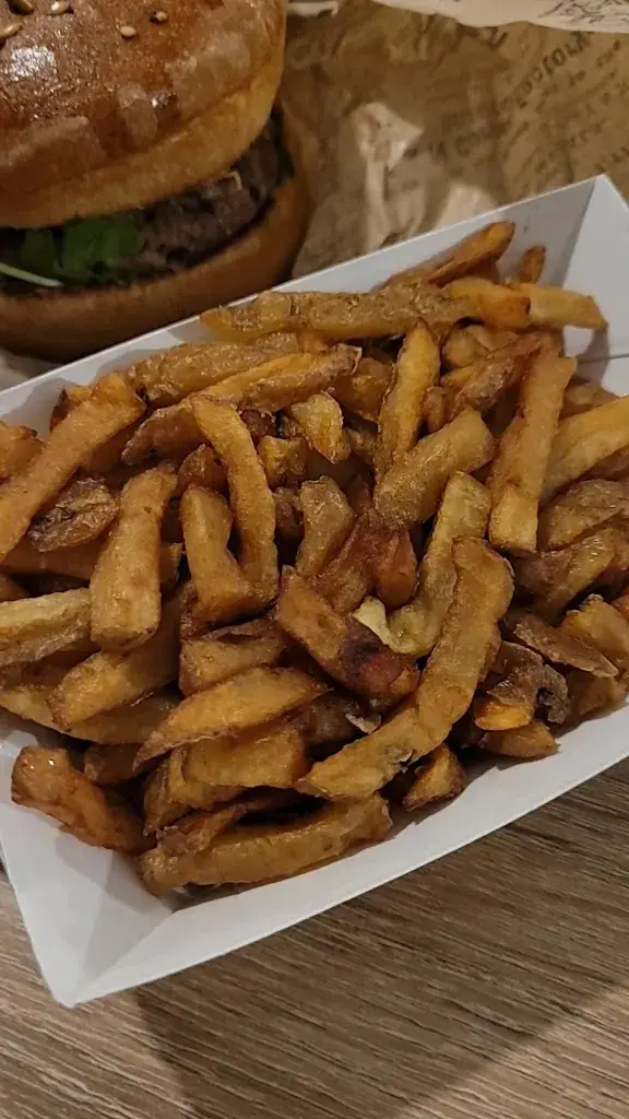 Florence Chesnes_hungry's burger_Pont-du-Château_review