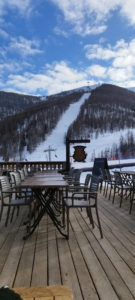Le Chalet Gourmand_Saint-Étienne-de-Tinée_slider_image_1