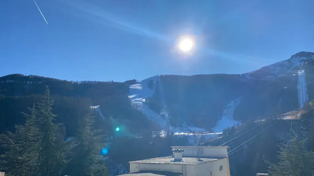 Becki Milton_Hôtel Edelweiss Auron_Auron_review